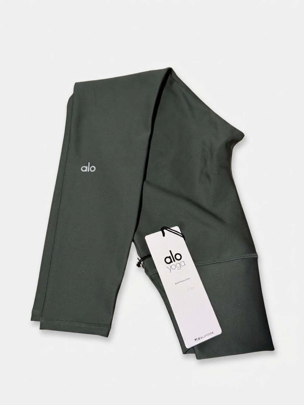 Alo Yoga 7/8 High-Waist Airlift Legging in Dark Cactus, Size XXS